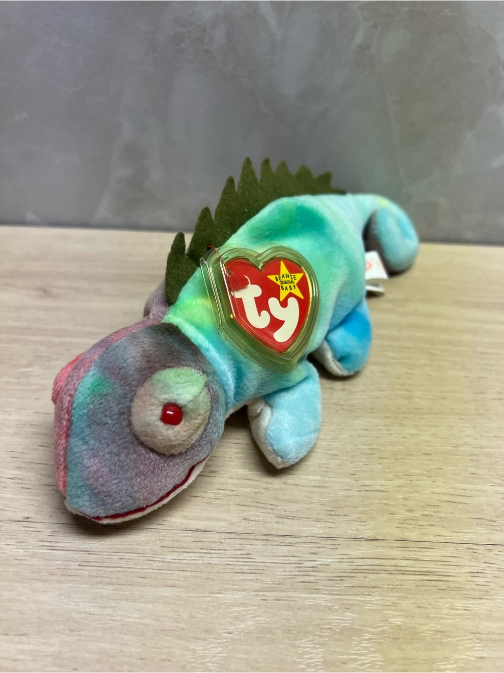 Vintage 1997 TY Beanie Baby Iggy Iguana – Indonesia – Tags + Protector 🦎✨